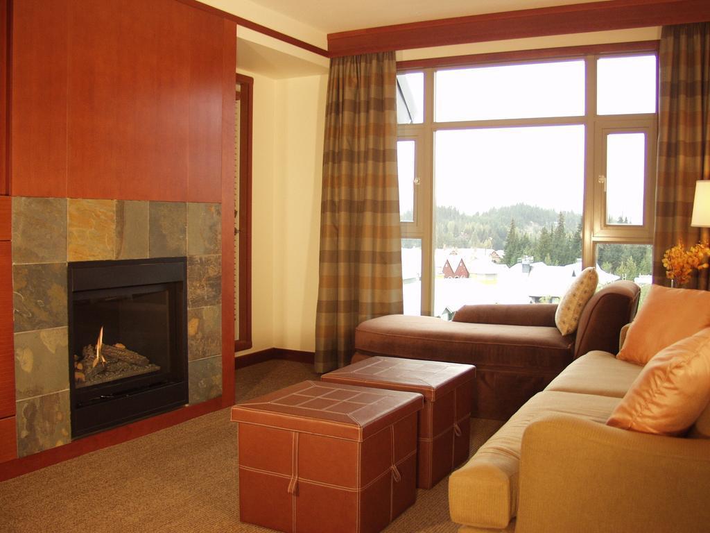 Pan Pacific Whistler Village Centre Kültér fotó